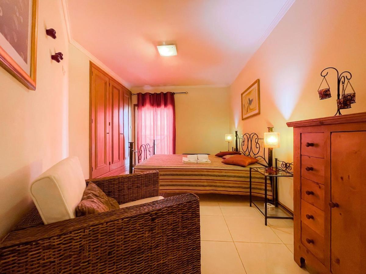 Apartment Old Town Center Albufeira Walk To Beach 外观 照片