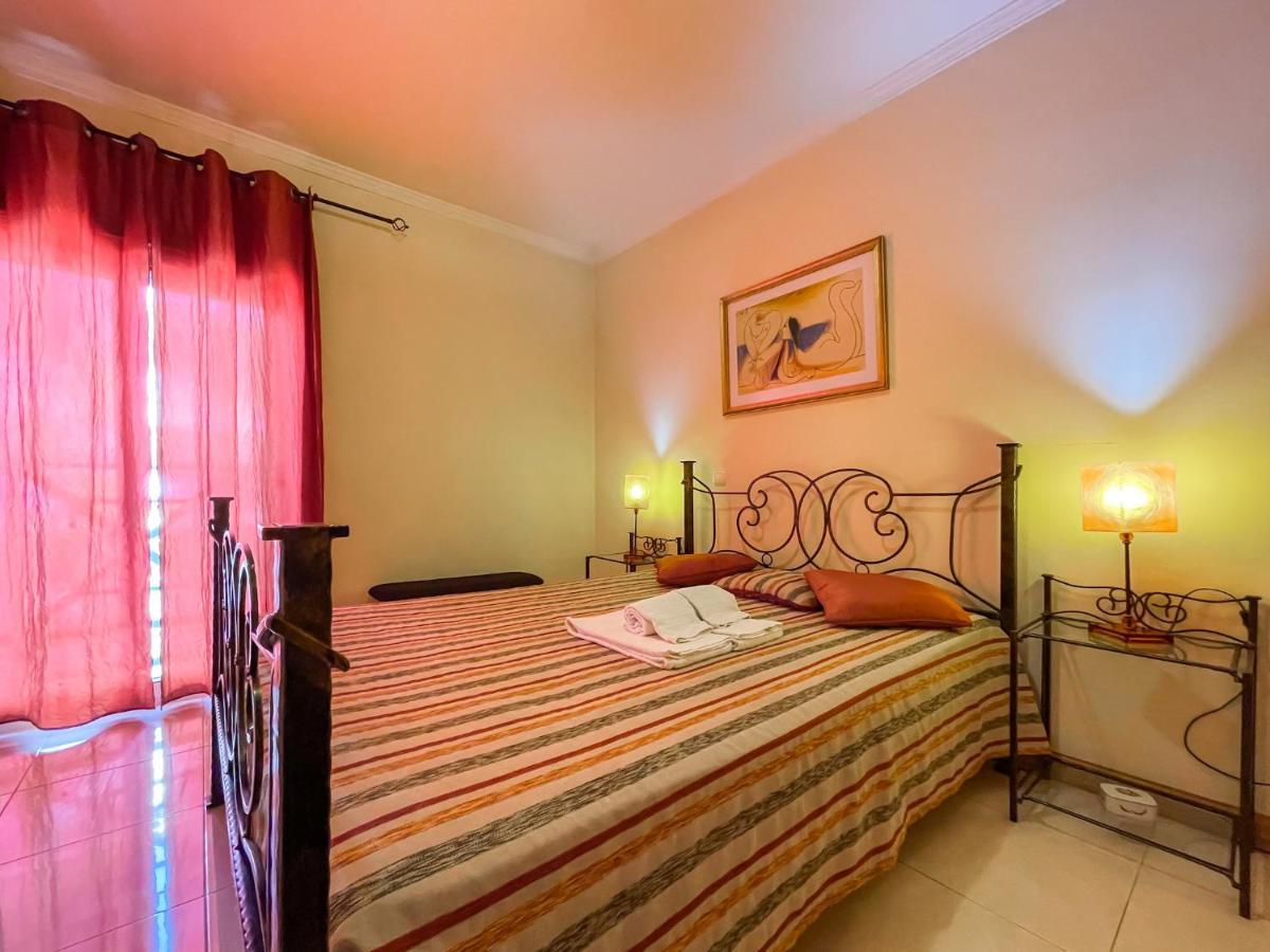 Apartment Old Town Center Albufeira Walk To Beach 外观 照片