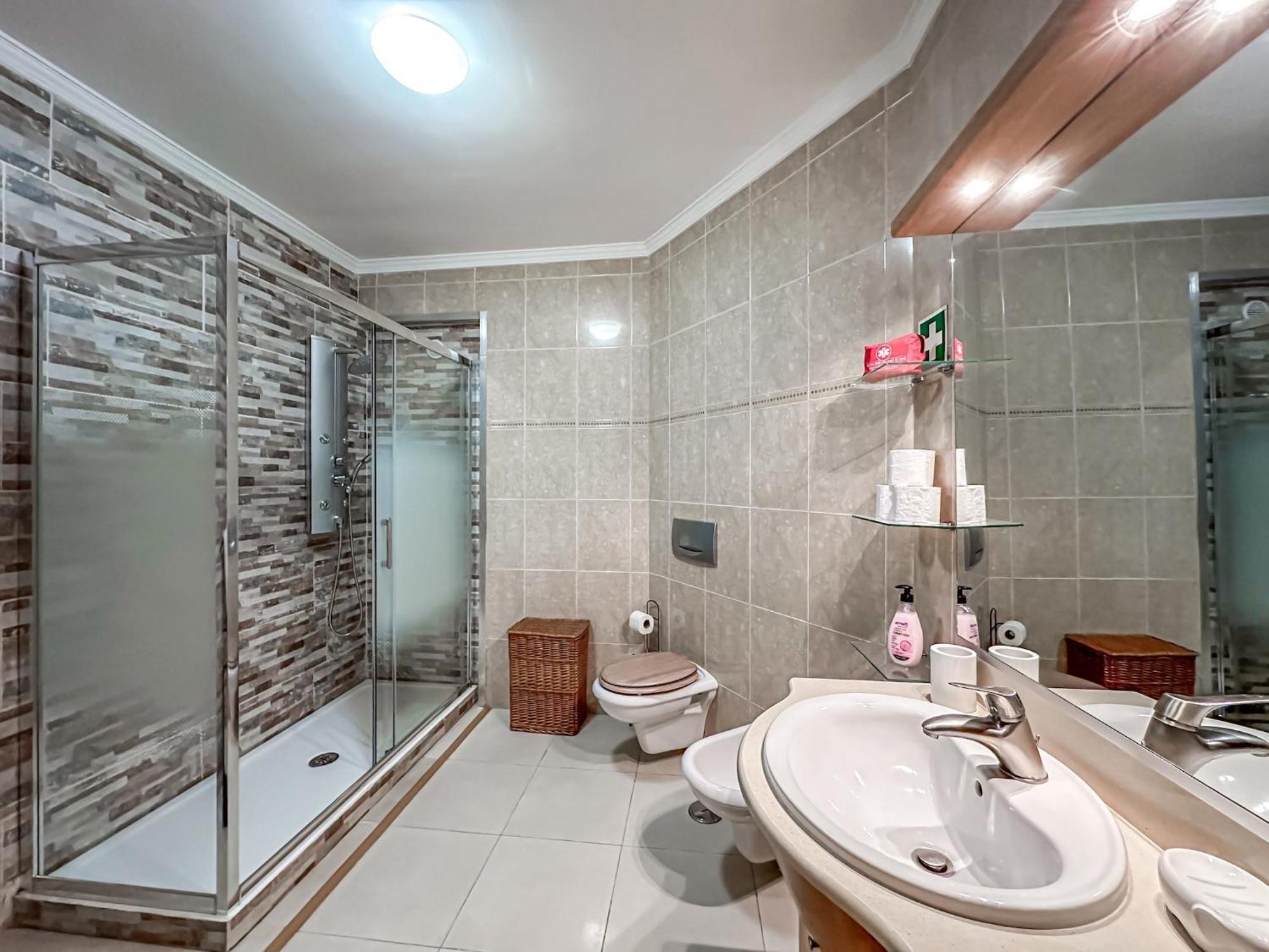 Apartment Old Town Center Albufeira Walk To Beach 外观 照片